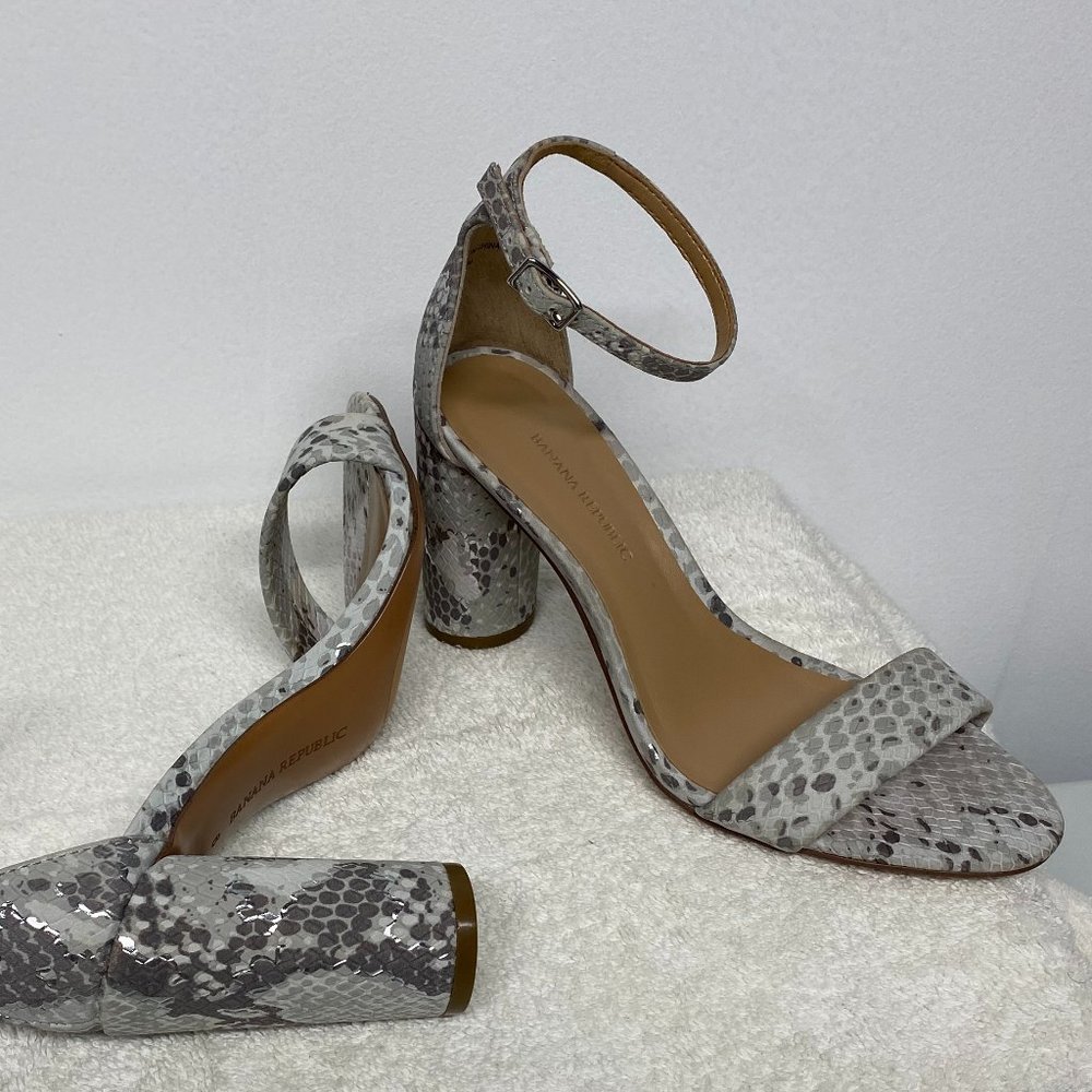 Banana Republic Bare High Block Heel Sandal Size 6